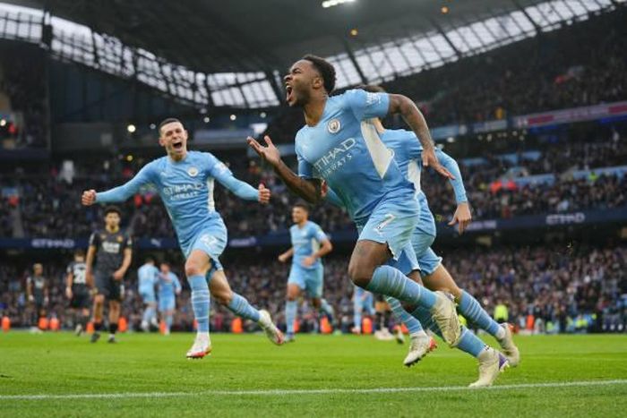 Man City giữ vững ngôi đầu Ngoại hạng Anh