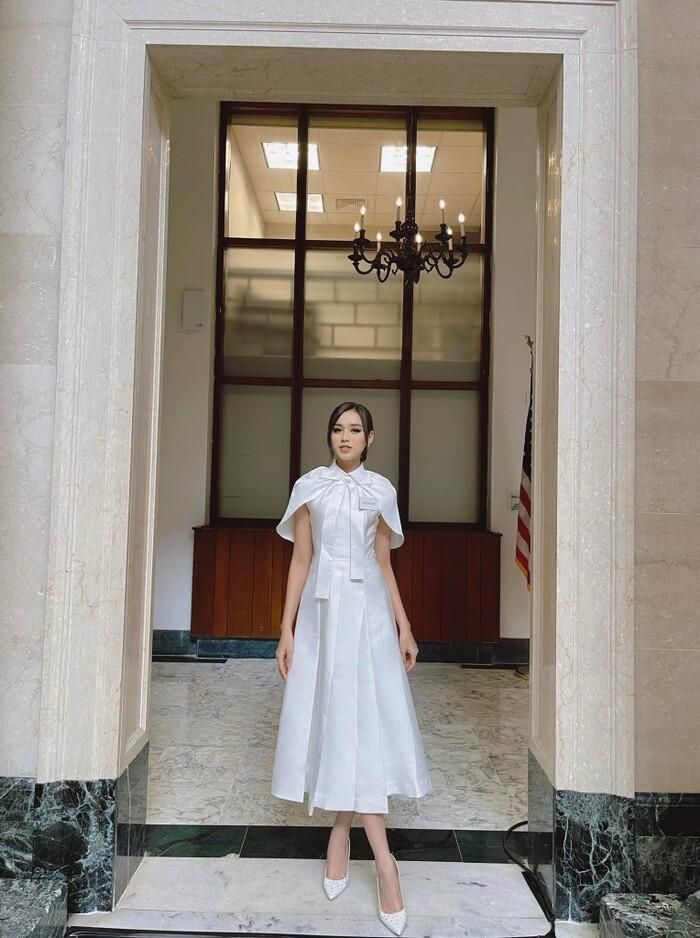 Người hâm mộ tin rằng nàng Hậu có thể giành được thành tích cao và xứng đáng hơn nữa trong đêm thi chung kết sắp tới.