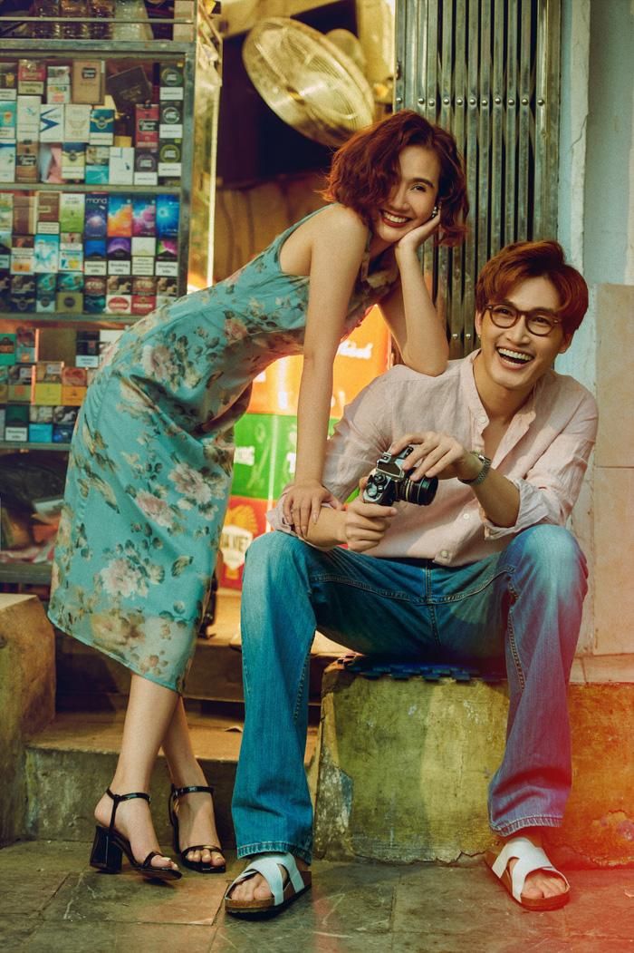 Phan Minh Huyền tiết lộ, cô và Đình Tú mất đến 7-8 tiếng đồng hồ đi bát phố để thực hiện bộ hình này. Tuy lần đầu đóng chung với nhau trong bộ phim “Thương ngày nắng về” nhưng cả hai nhanh chóng thân thiết nhờ tính cách sôi động, hòa đồng của đôi bên nên vào vai có sự phối hợp ăn ý, thuận lợi, rất dễ tạo cảm xúc cho nhau trên trường quay