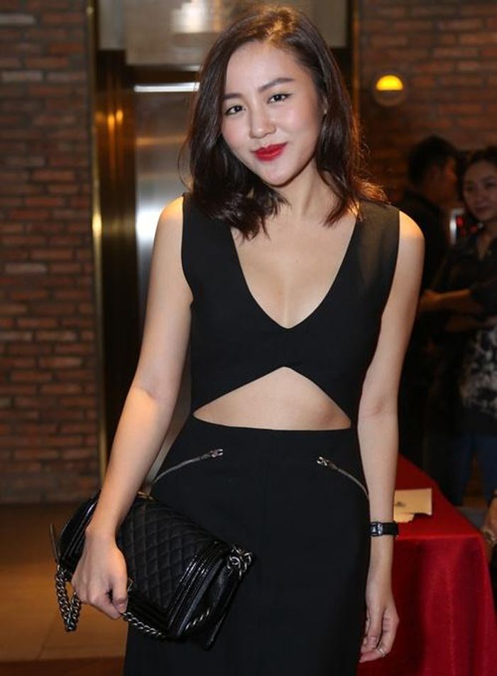  Văn Mai Hương là một trong những giọng ca được khán giả phòng trà yêu thích. 