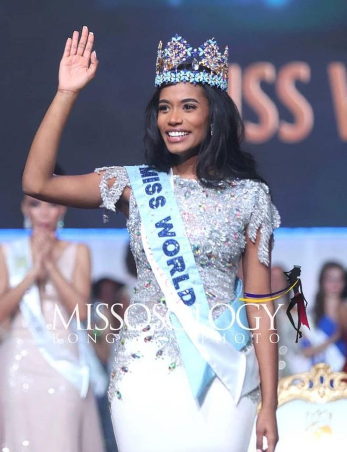 Jamaica Toni-Ann Singh trở thành hoa hậu có thời gian đương nhiệm dài nhất