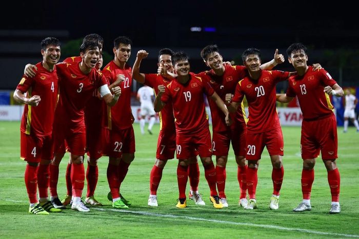 Cháy lên sắc đỏ!