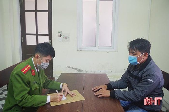 Cơ quan Công an làm việc với Phan Văn Lợi.
