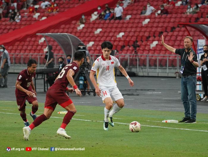 Hoàng Đức được vinh danh. ảnh VFF