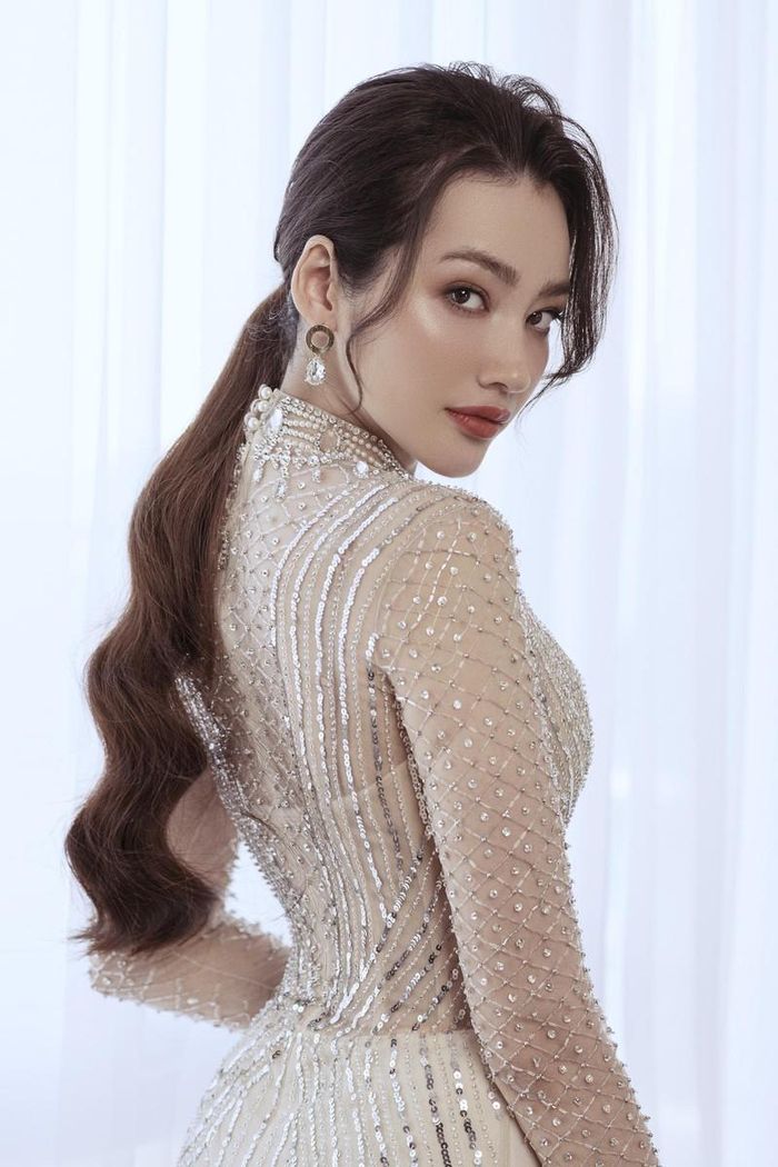 Hiện tại, cô sống một mình tại Mỹ và phát triển các dự án cá nhân.
