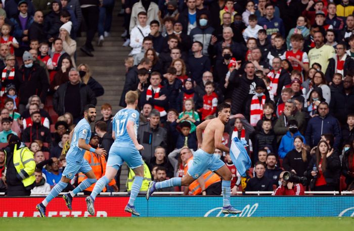 92 phút, 28 giây là thời gian Rodri ghi bàn mang về 3 điểm cho Man City. Trước đó, Man City tung 10 cú sút nhưng không thể đánh bại 10 người của Arsenal.