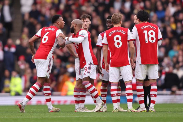 Theo Opta, Arsenal là CLB đầu tiên trong lịch sử Premier League nhận 100 thẻ đỏ. Kể từ khi HLV Mikel Arteta lên nắm quyền, "Pháo thủ" đã có 11 cầu thủ nhận thẻ đỏ, con số nhiều hơn bất kỳ CLB nào khác tại giải đấu.