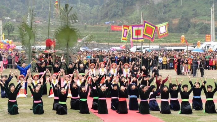 Lễ hội Gầu Tào