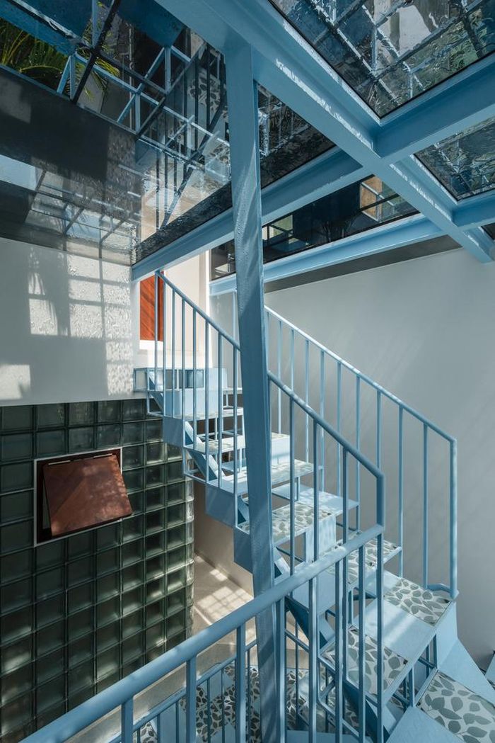 Để giải quyết bài toán làm nhà trên mảnh đất nhỏ 3x10 m2, nhóm KTS đã tạo ra kết cấu, không gian đáp ứng đa chức năng.