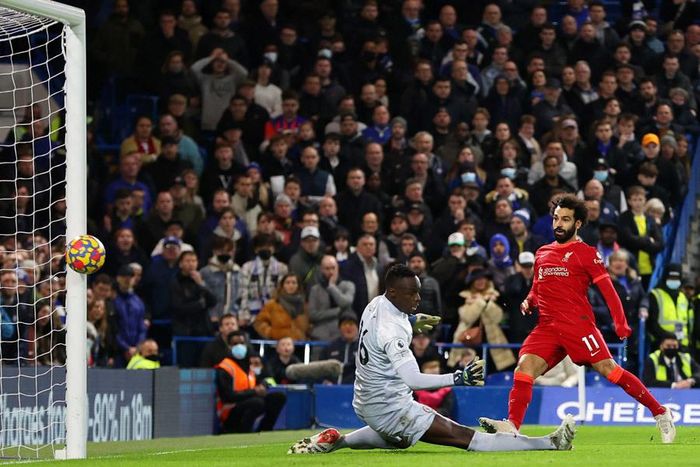 Cùng là những người trẻ thất bại ở Chelsea, Salah gặt hái thành công hơn nhờ chuyên nghiệp hơn Lukaku
