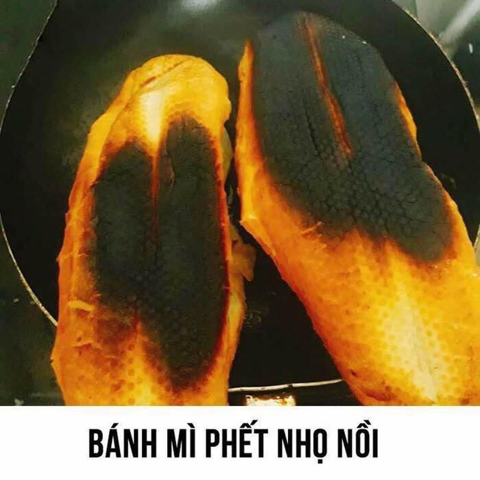 Món bánh mì giòn tan này liệu có ai dám ăn.
