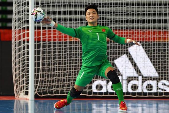 Văn Ý lọt Top 10 thủ môn futsal xuất sắc thế giới