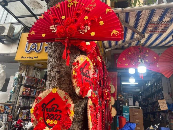 Những sản phẩm "handmade" như thế này đang được rất nhiều người tìm mua vì mang đậm các yếu tố gợi về miền kí ức xưa.