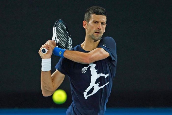 Djokovic chính thức thua kiện và sắp bị trục xuất khỏi Australia
