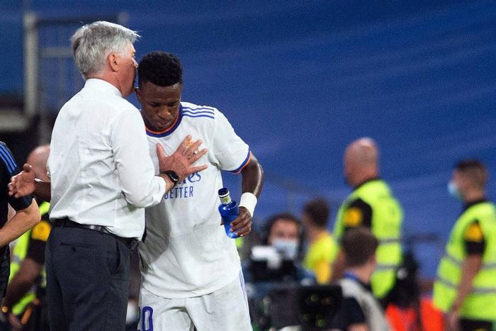 Pep Guardiola muốn cuỗm Vinicius Jr. khỏi tay của HLV Ancelotti
