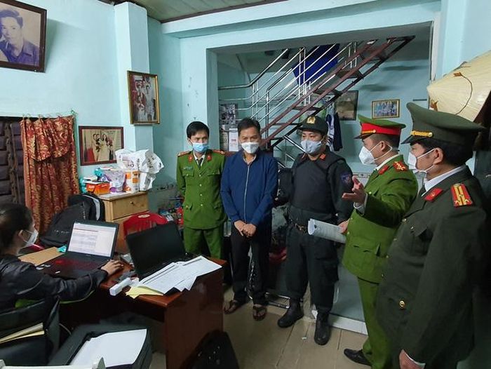 Bắt giữ đối tượng Nguyễn Công Hoàng