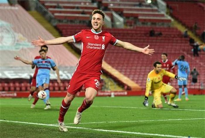 Diogo Jota sẽ là người dẫn dắt hàng công Liverpool trong gần 1 tháng tới