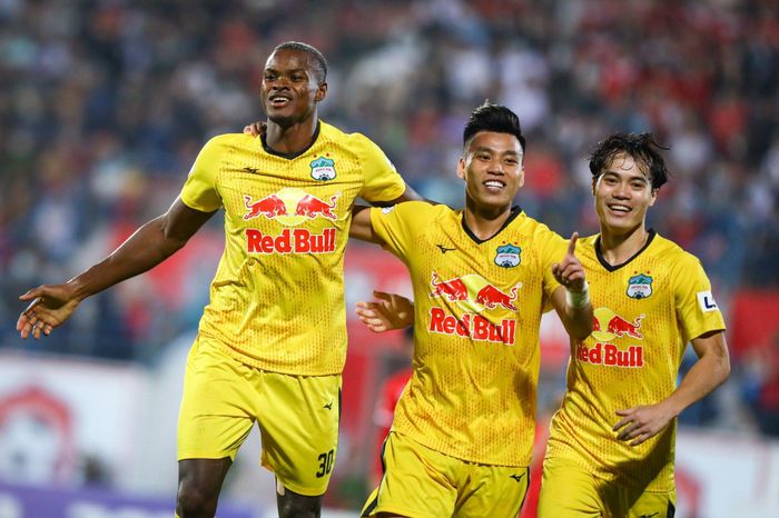  Khác với CLB Viettel, HAGL sẽ dự AFC Champions League năm nay ở giữa mùa giải V.League 2022. Ảnh: Minh Chiến. 