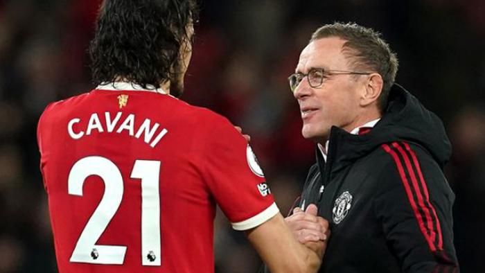 MU vẫn bị 'phá' bởi những thông tin nhiễu, trong đó có cả việc cho rằng Cavani ảnh hưởng xấu phòng thay đồ MU và nằm trong số 3 cái tên Rangnick muỗn tiễn đi trong tháng 1