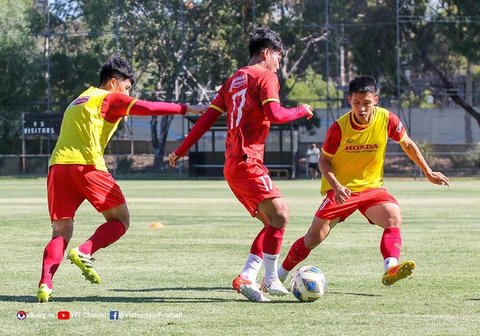 Tuyển Việt Nam còn 3 ngày chuẩn bị cho trận gặp chủ nhà