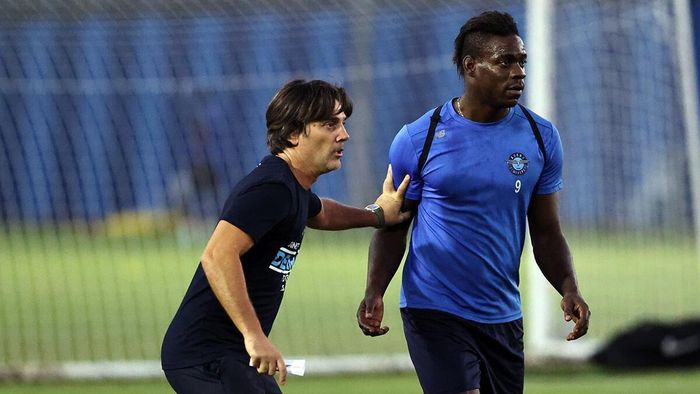 HLV Adana Demirspor, Vincenzo Montella, giúp Balotelli chơi tốt mùa này. Ảnh: Reuters.