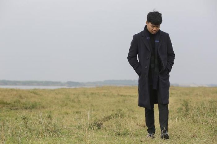 * Bà xã anh thì sao, chị có ý kiến gì khi anh tham gia cuộc chơi “mạo hiểm” này?