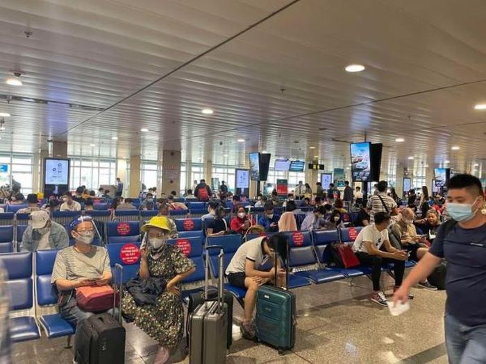 25 chuyến bay không thể cất cánh đúng giờ từ Tân Sơn Nhất trong ngày 23/1.
