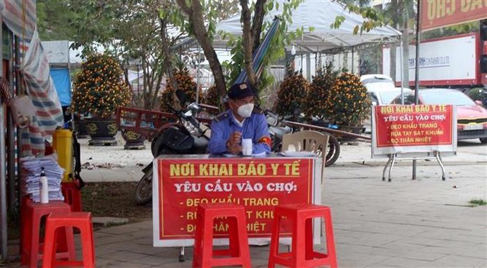 Một chốt phòng chống dịch bệnh phòng chống dịch COVID-19 tại thành phố Thanh Hóa. Ảnh: Nguyễn Nam-TTXVN