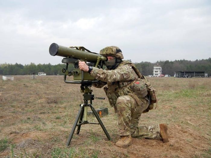Đồng thời ông Gnatenko nói rằng thậm chí ngày nay, Lực lượng vũ trang Ukraine còn có nhiều hệ thống chống tăng hiện đại và hiệu quả hơn Javelin. Ví dụ như tổ hợp Skif - được nhận xét có độ chính xác cao hơn so với vũ khí của Mỹ.
