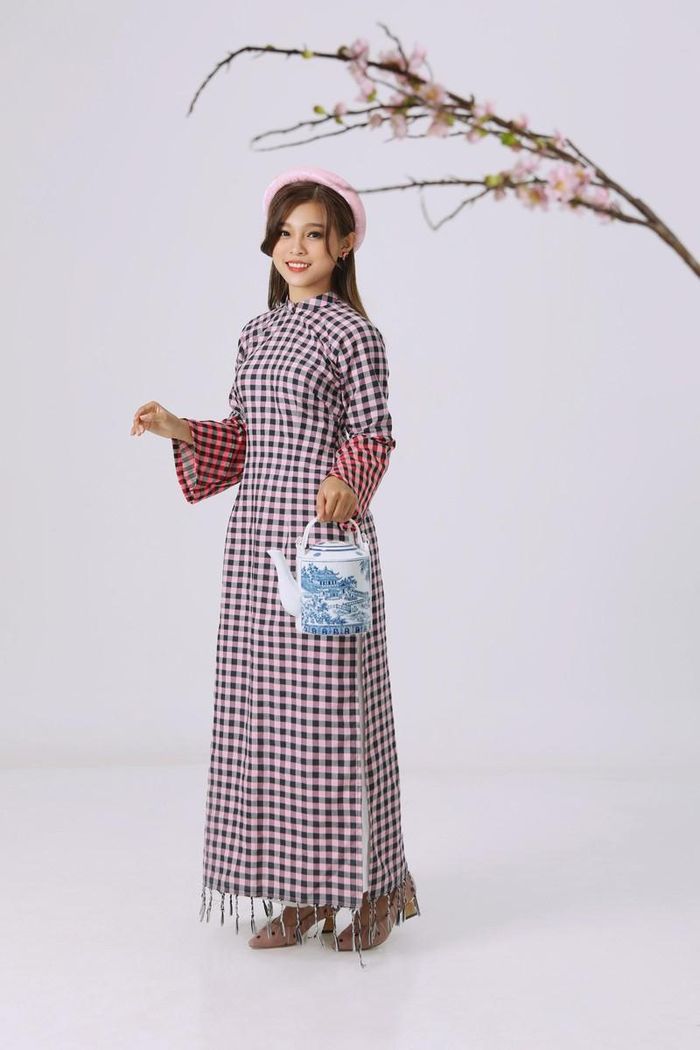 Sau cuộc thi, Tuyết Nhung chính thức dọn về sống cùng Phi Nhung và được cố ca sĩ nuôi dạy trong suốt 7 năm qua. Ở tuổi 20, Tuyết Nhung đang dần khẳng định tên tuổi của mình trong làng nhạc Bolero. Cô liên tục cho ra mắt những MV âm nhạc và tổ chức liveshow mini.
