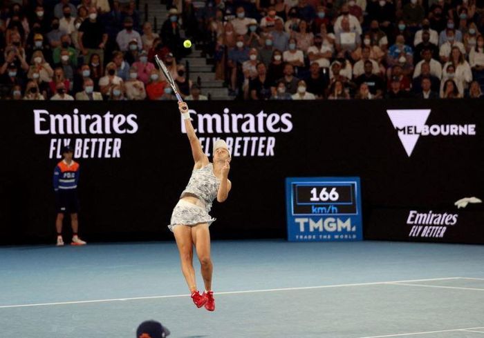 Barty khởi đầu với chiến thắng ở set 1. (Ảnh: REUTERS)