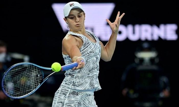 Barty khởi đầu với chiến thắng ở set 1. (Nguồn: Getty Images)