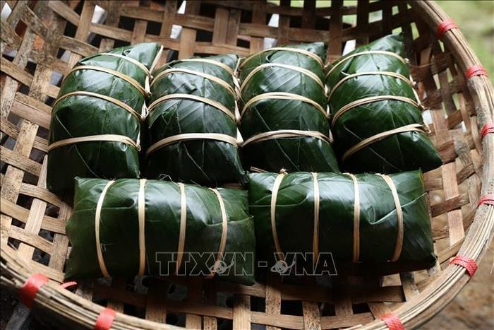 Bánh chưng gù đen là đặc sản của đồng bào các dận tộc tại tỉnh Lào Cai.