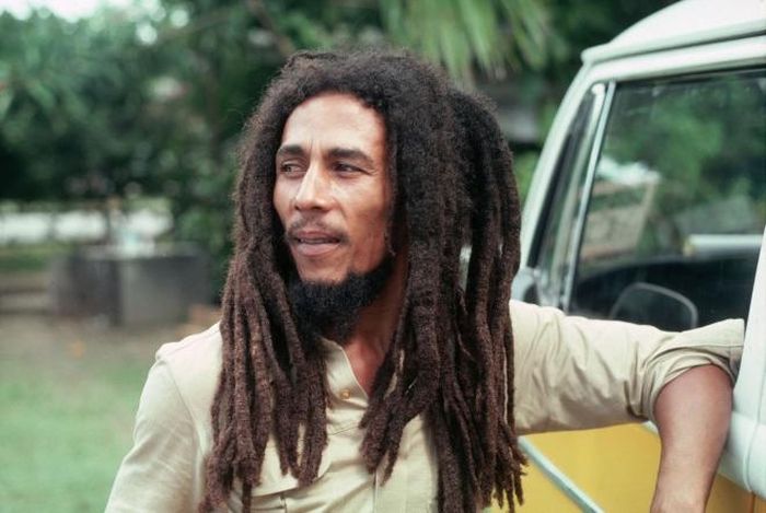 “Could You Be Loved” dường như là sự đúc kết cho mọi trải nghiệm cuộc đời của Bob Marley