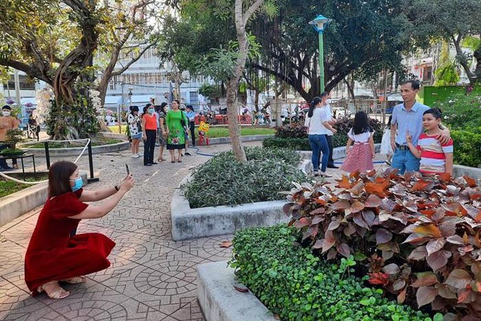 Cùng ghi lại khoảnh khắc bên nhau chiều cuối năm Tân Sửu.