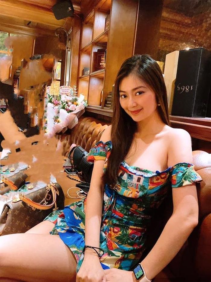 Trước khi trở thành diễn viên nổi tiếng Thanh Trúc là một ca sĩ và đi hát từ năm 15 tuổi. Cô thành lập nhóm nhạc mang tên Pha Lê và GPI kết hợp với diễn viên Minh Hằng trở thành cặp song ca J8687. Thanh Trúc đoạt giải ba chương trình Tình Bolero phiên bản nghệ sĩ năm 2017.