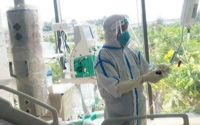Những gì diễn ra trong đại dịch để lại nhiều chấn động tâm lý với nhân viên y tế.