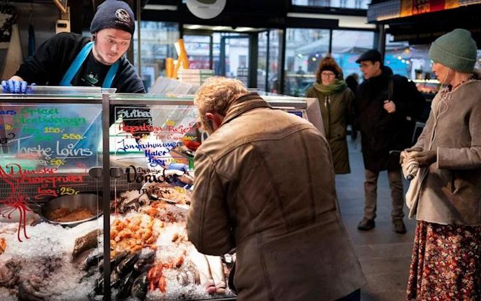 Tại chợ cá ở Copenhagen