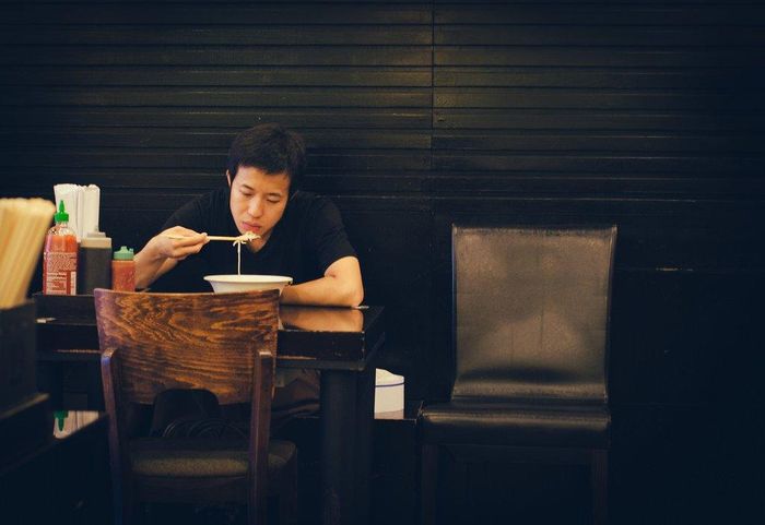  Các dịch vụ ăn uống dành cho người độc thân phát triển tại xứ kim chi. Ảnh: Guian Bolisay/flickr. 