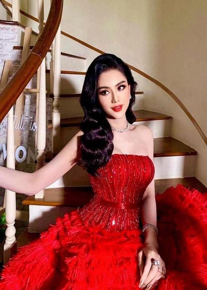 Lâm Khánh Chi chia sẻ, hiện tại cô chưa có người mới.