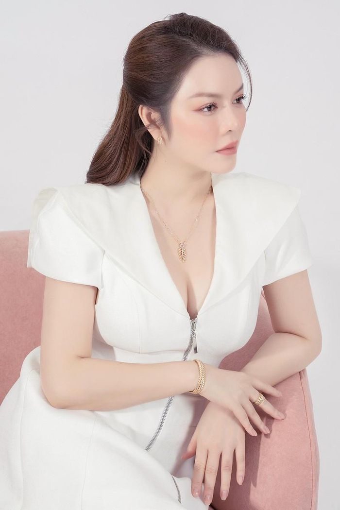 Nữ doanh nhân khiến đàn em ngỡ ngàng khi khẳng định “chưa bao giờ có tình một đêm”.