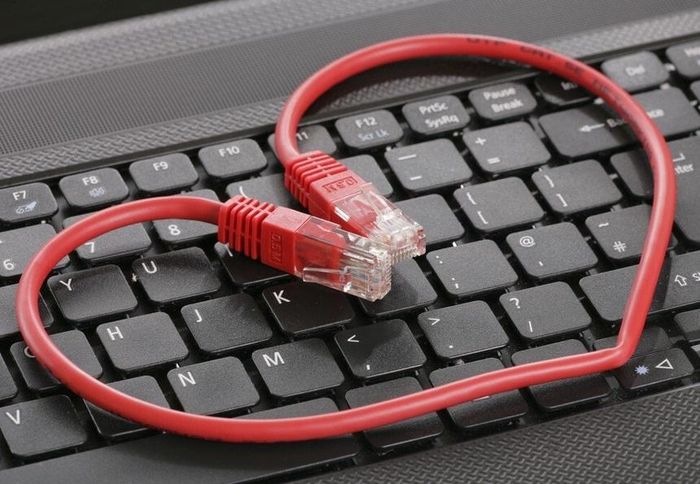 Người Mỹ thất thoát 1 tỷ USD vì bị lừa tình trên mạng xã hội. (