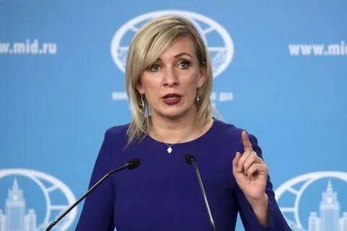 Người phát ngôn Bộ Ngoại giao Nga Maria Zakharova chỉ ra kẻ thù thực sự của Ukraine. (Nguồn: Oreanda)