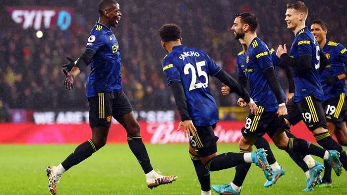 Pogba vẫn để ngỏ tương lai