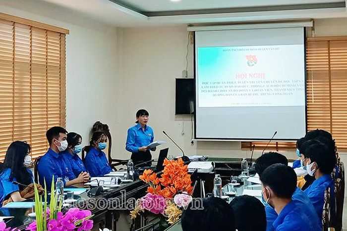 Huyện đoàn Vân Hồ tổ chức Hội nghị học tập, quán triệt chuyên đề về “Học tập và làm theo tư tưởng, đạo đức, phong cách Hồ Chí Minh” năm 2021.