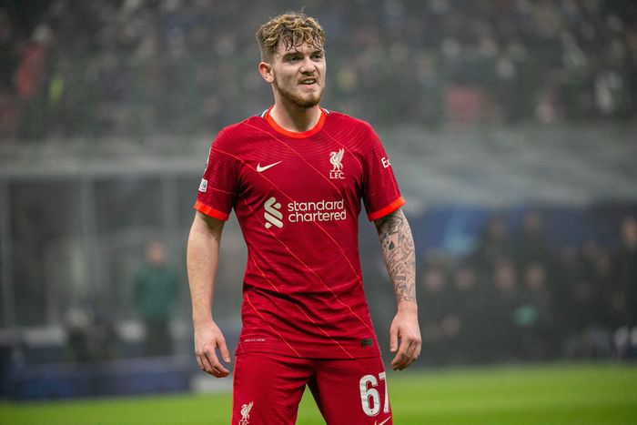 Elliott đi vào lịch sử Liverpool. Ảnh: Reuters.