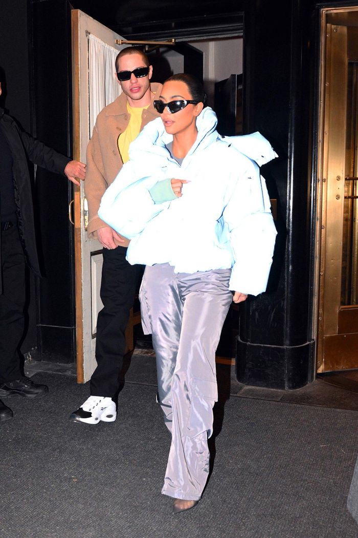  Kim Kardashian hiện hẹn hò Pete Davidson. Ảnh: Splash News. 