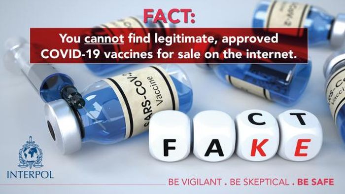 Cảnh báo của Interpol về nạn mua bán vaccine giả trên Internet.