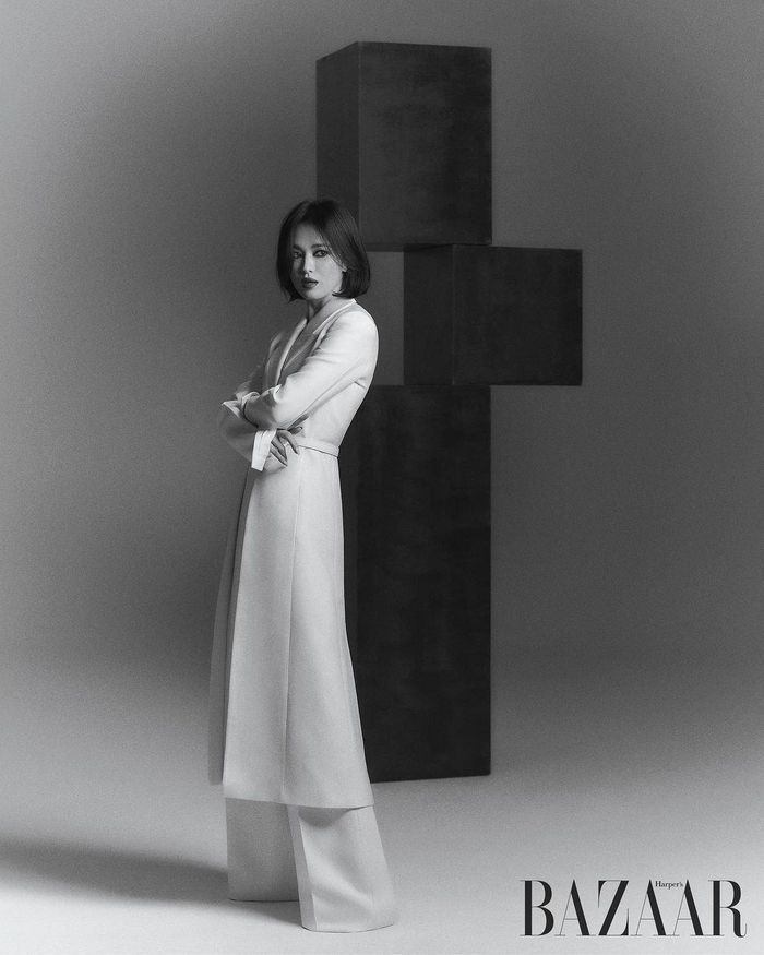 Nhiều người mong chờ lần lột xác của Song Hye Kyo trong phim mới. Ảnh: Harper's Bazaar. 