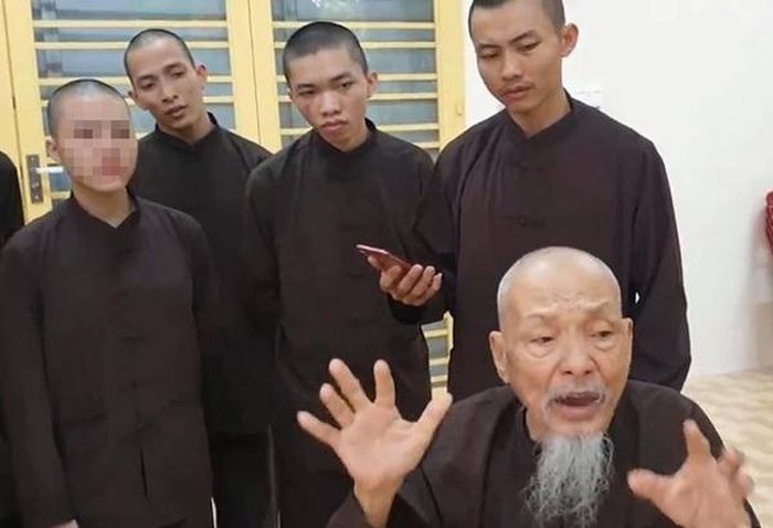 Cơ quan CSĐT Công an huyện Đức Hòa đã khởi tố bị can đối với 4 người ở "Tịnh thất Bồng Lai"